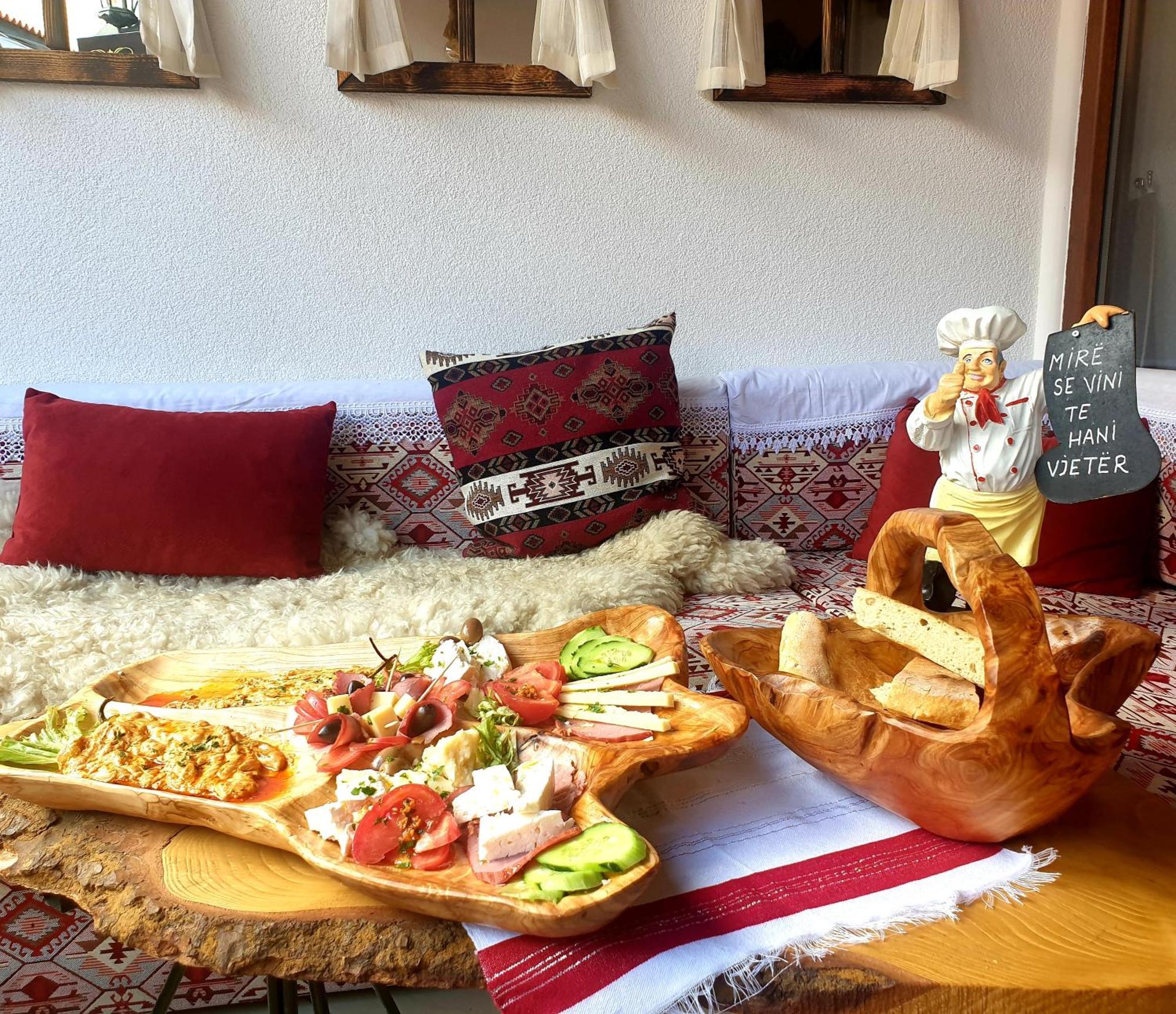 Hani I Vjeter Boutique Hotel Prizren Bilik gambar